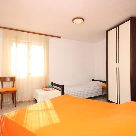 Apartments By The Sea Marusici, Omis - 8632 มีมิตเซ ห้อง รูปภาพ
